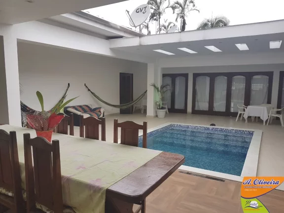 Imagem Excelente Casa Frente para o mar
