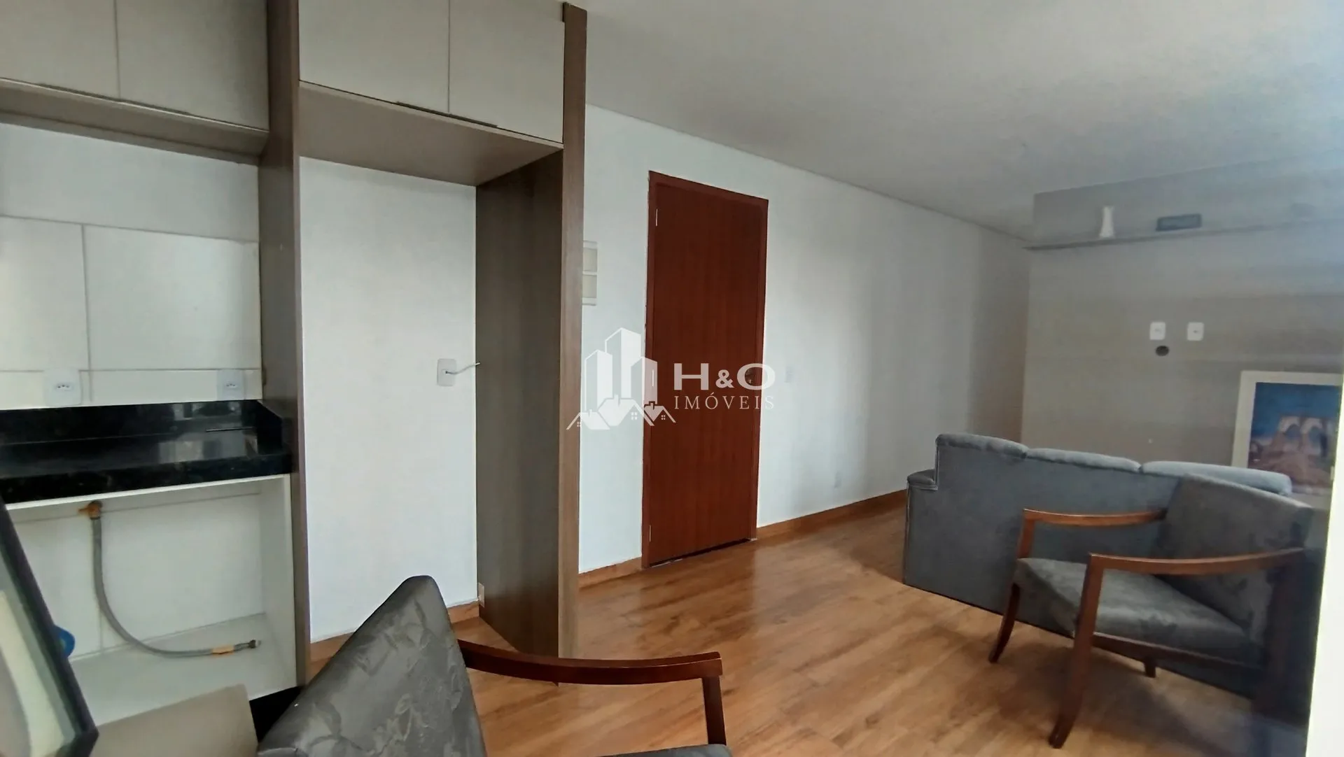 Imagem Apartamento à venda com excelente localização, decorado e pronto para morar, 2 dormitórios