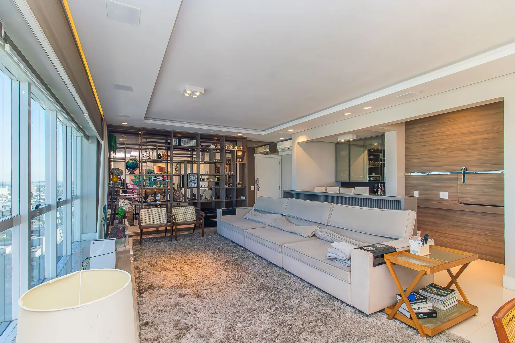 Imagem Apartamento 3 suítes 3 vagas no Moinhos