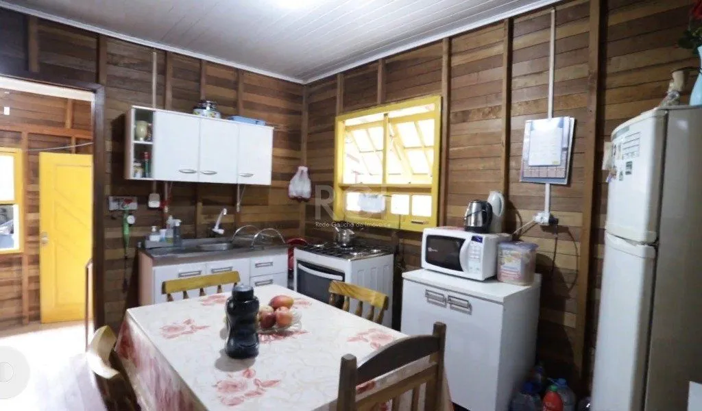 Imagem Casa para Venda - 180m², 3 dormitórios, sendo 1 suites, 3 vagas - Sarandi