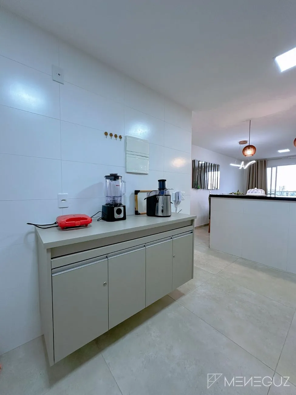 Imagem Apartamento 2 quartos a venda totalmente mobiliado e decorado na Praia do Morro