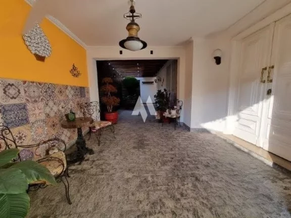 Imagem Sobrado à venda no Boqueirão - 5 dormitórios, 3 suítes e piscina