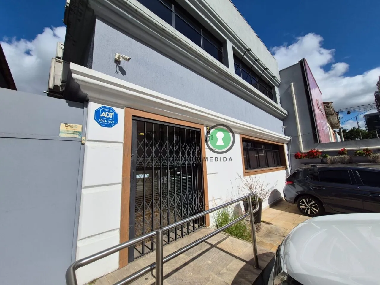 Imagem ALUGA SE CLÍNICA 190 METROS, PRONTA PARA USO NA VILA NOVA CONCEIÇÃO