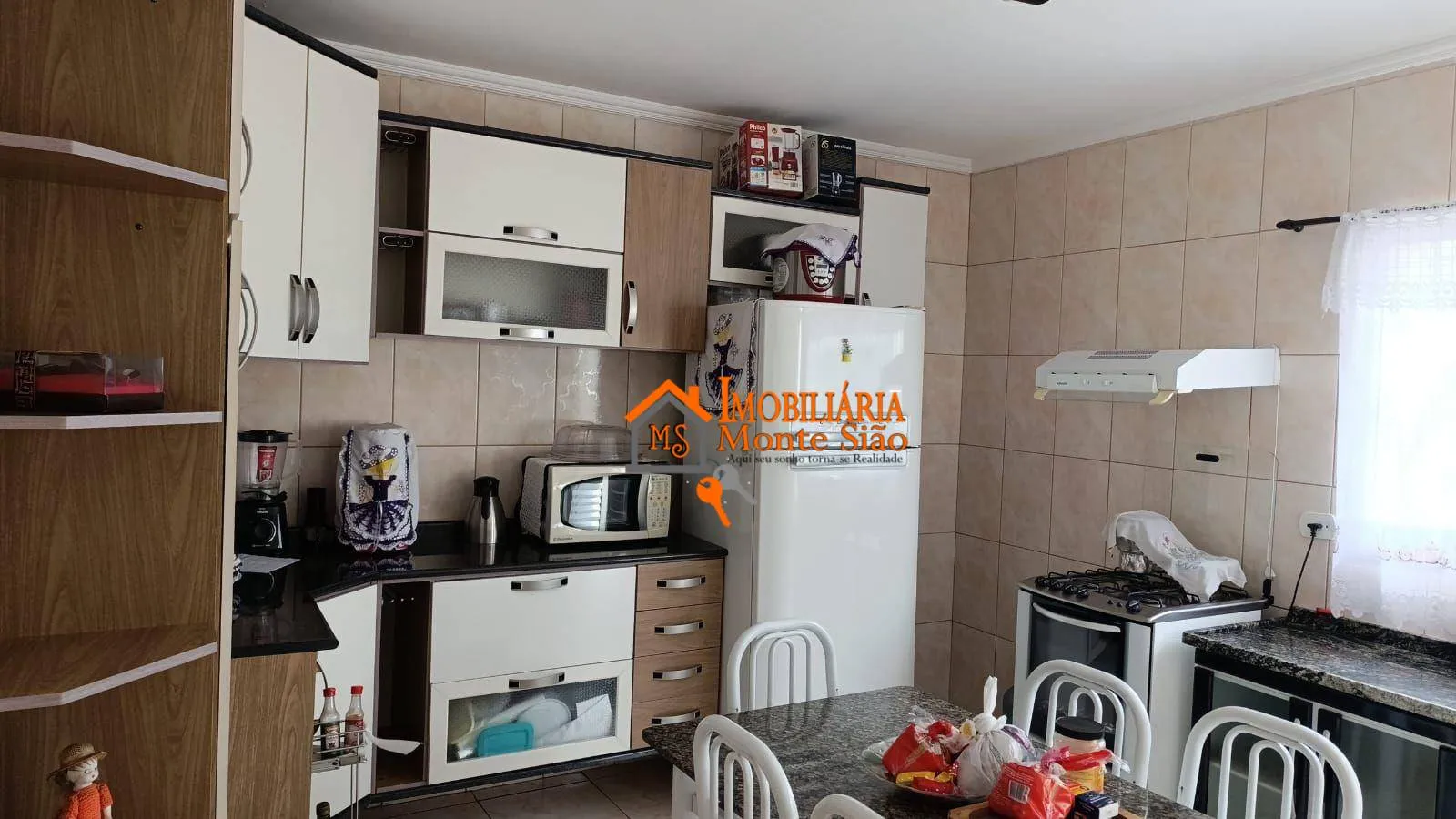 Imagem Casa com 4 dormitórios à venda, 200 m² por R$ 900.000,00 - Vila Nova Bonsucesso - Guarulhos/SP