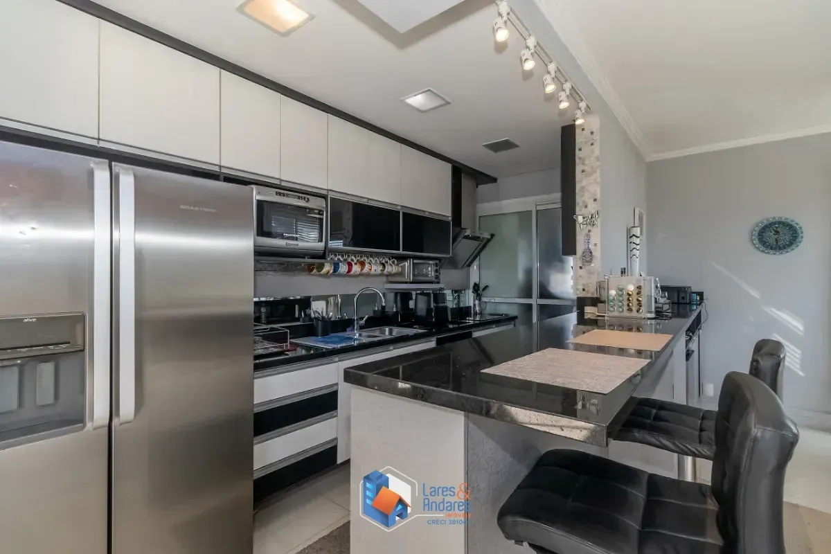 Imagem Duplex para venda em Jardim América com 2 quartos, sendo 2 suítes, 138m²