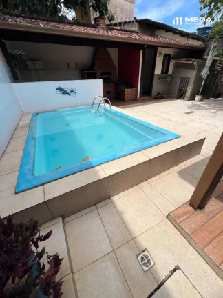 Foto do imóvel Casa com 3 quartos à venda, 129 m² por R$ 600.000 - Aribiri - Vila Velha/ES