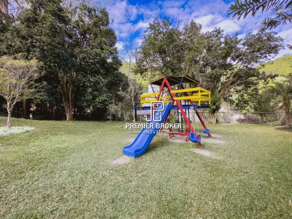 Imagem Apartamento com 3 dormitórios à venda, 124 m² por R$ 990.000,00 - Pimenteiras - Teresópolis/RJ