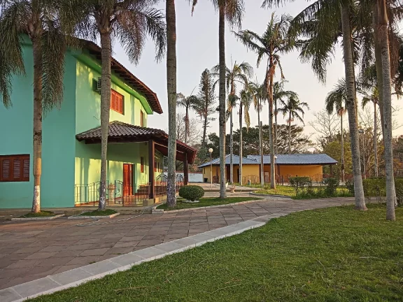 Imagem INVESTIMENTO!!! Sítio 1.4Ha, Casas, Salão de Festa, piscina, em Viamão.