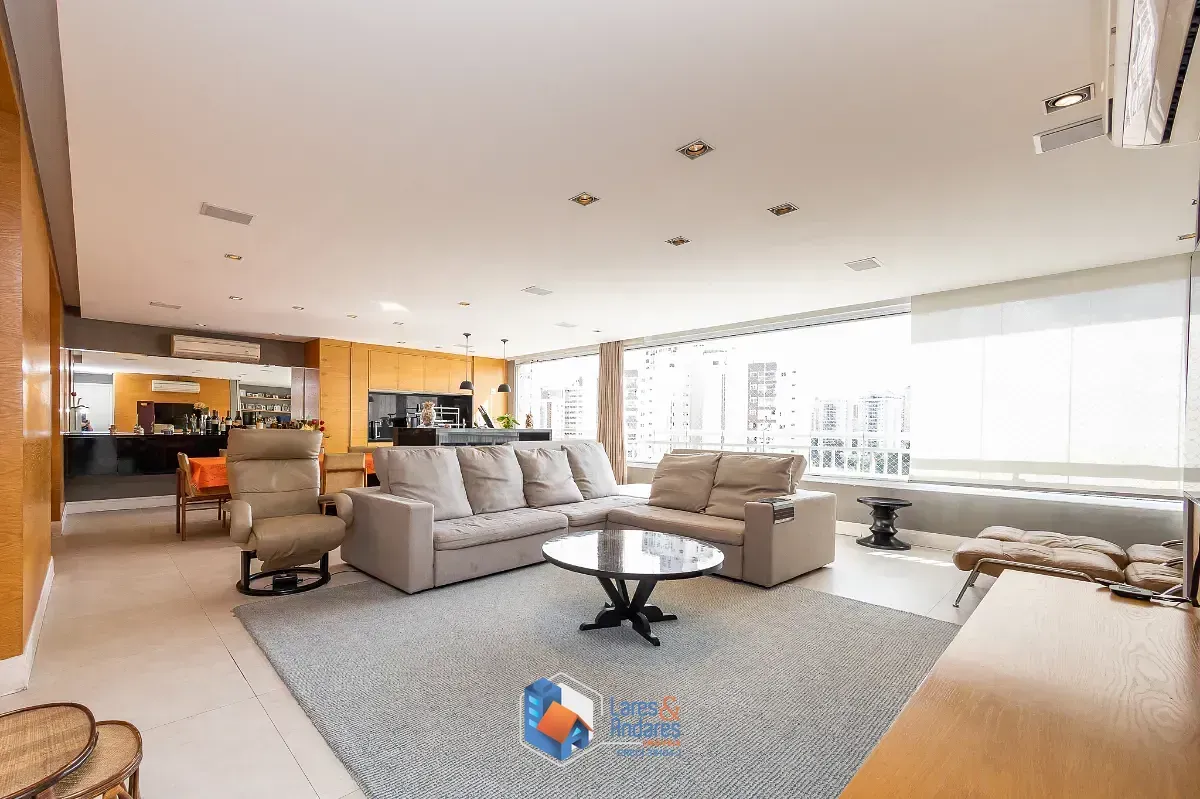 Imagem Apartamento para venda em Saúde com 4 quartos, sendo 2 suítes, 160m²