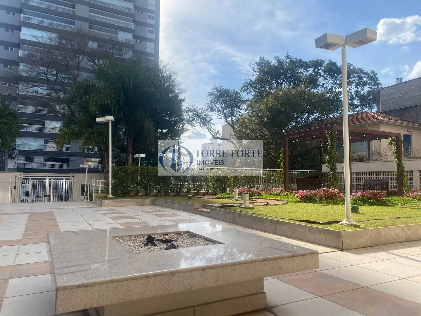 Foto do imóvel Ótimo apartamento com 85 m² 2 dormitórios sendo 1 suíte 2 vagas de garagem em Rua Assungui