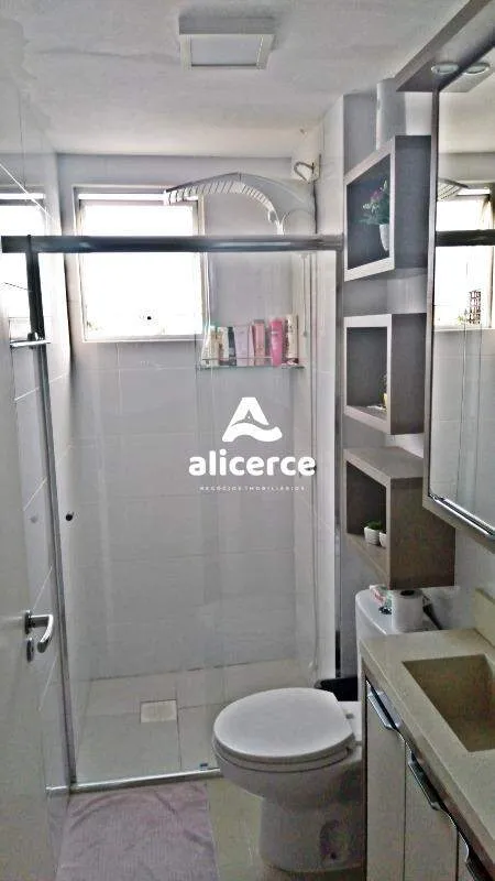 Imagem Apartamento à venda com 3 quartos 1 suíte, 92m² em Barreiros São José