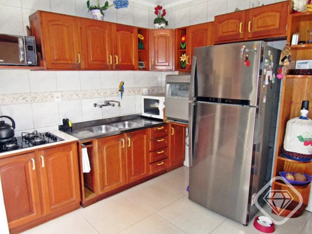 Imagem Mais que uma casa, um clube completo para sua família viver melhor.

Viver em um condomínio com es...