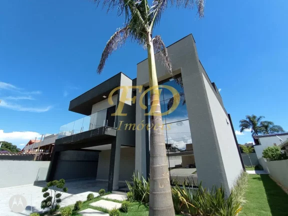 Foto do imóvel Casa de Alto Padrão em Atibaia Condomínio Fechado