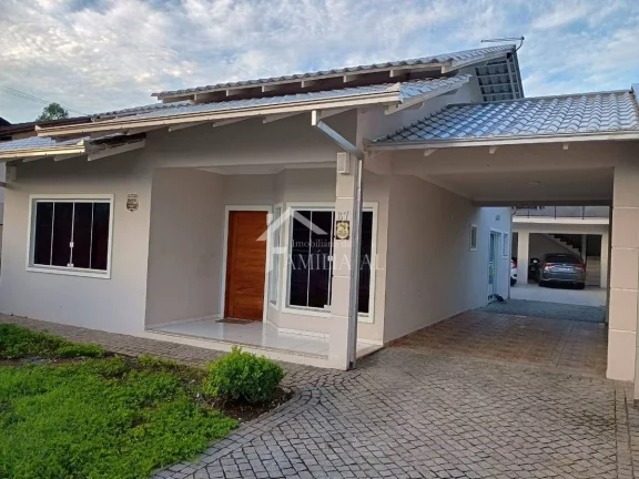 Imagem Casa com 120m² + Sobrado nos Fundos Centro de Pirabeiraba