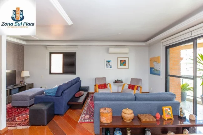 Foto do imóvel Apartamento Alto Padrão à Venda Em Moema Com 3 Suítes e 4 Vagas em RUA PINTASSILGO