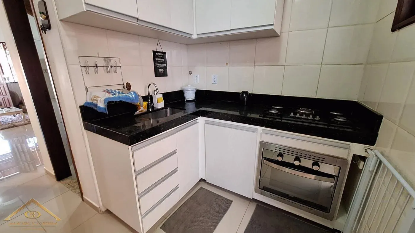 Imagem Casa em Condomínio para Venda em Cabo Frio / RJ no bairro Ogiva