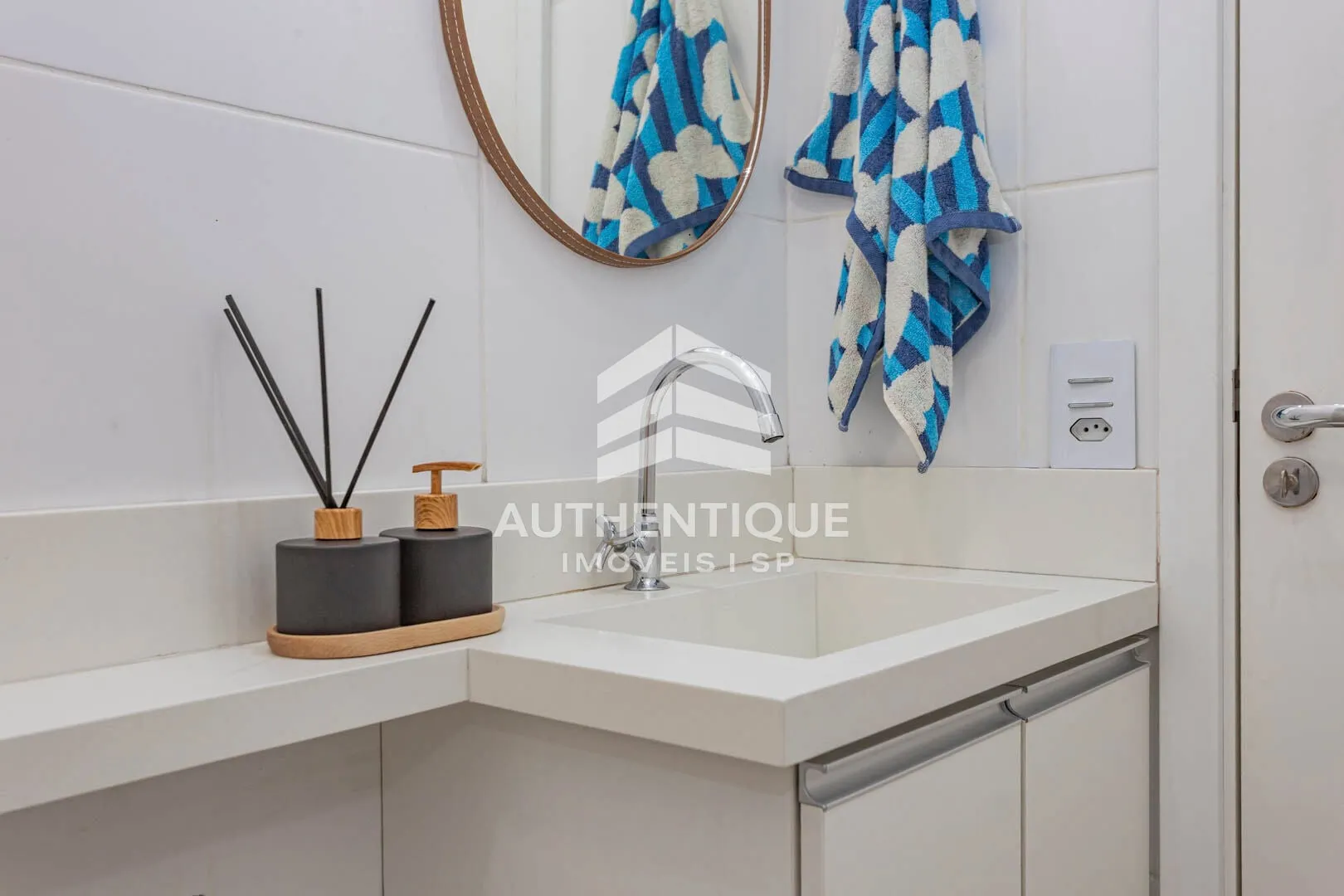 Imagem LIVING CONNECT VILA DAS MERCES - Apartamento no bairro Vila das Mercês à venda