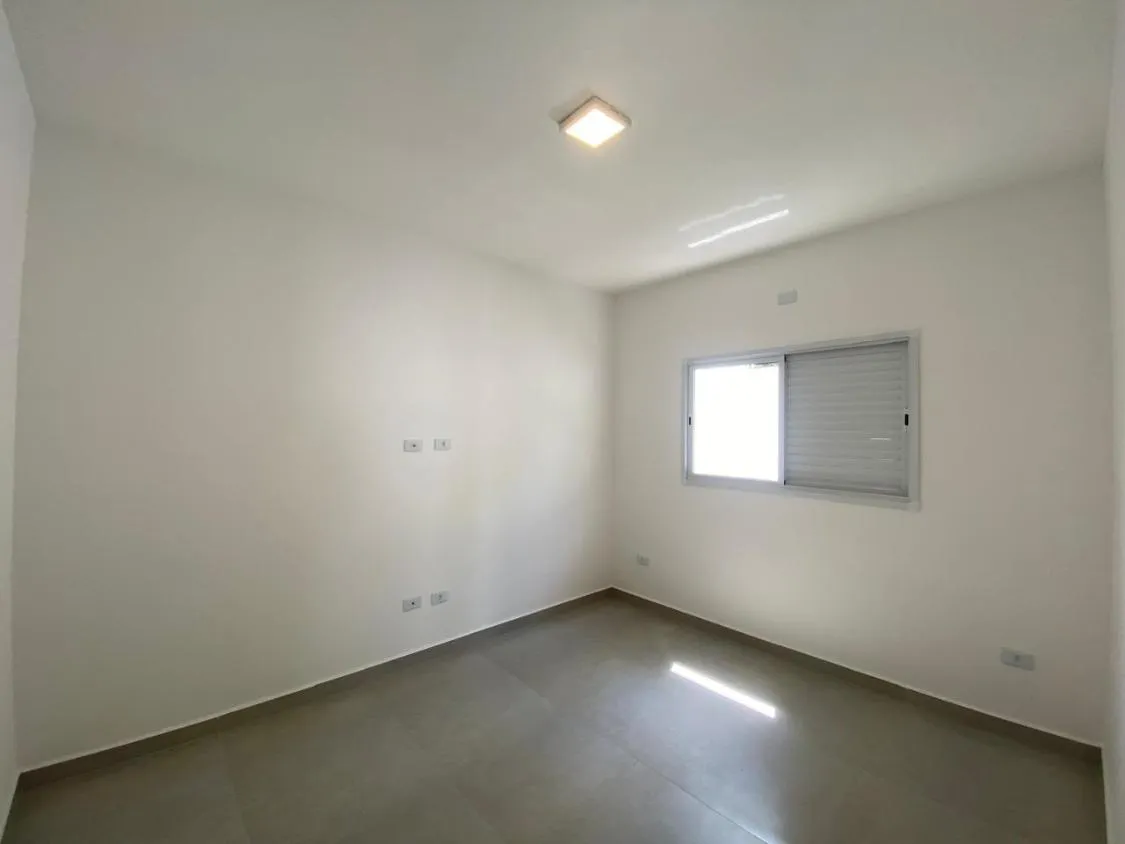 Imagem LINDA CASA COM PISCINA A VENDA NO JD SÃO FERNANDO