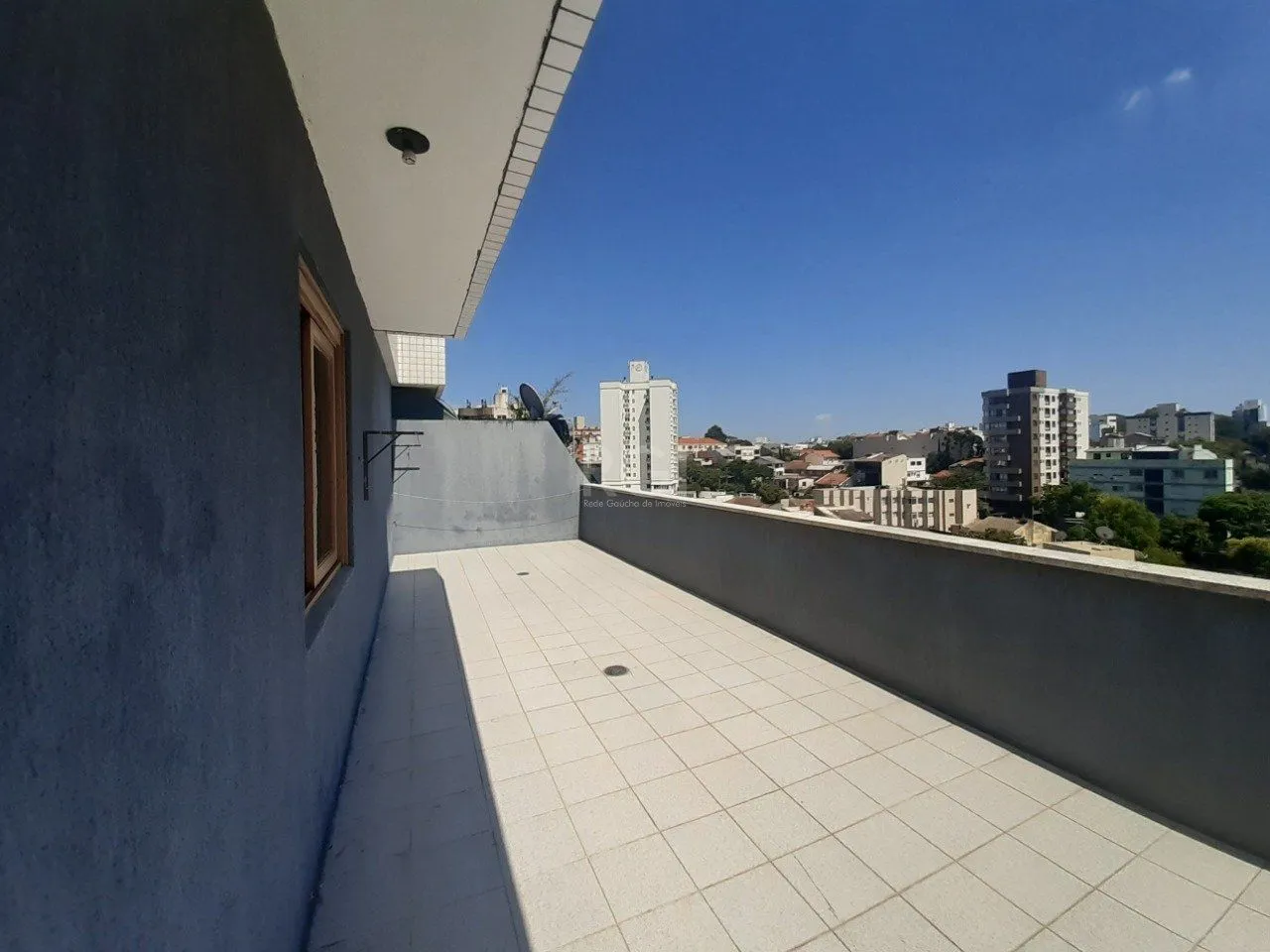 Imagem Cobertura para Venda - 281.25m², 3 dormitórios, sendo 1 suites, 2 vagas - Cristo Redentor