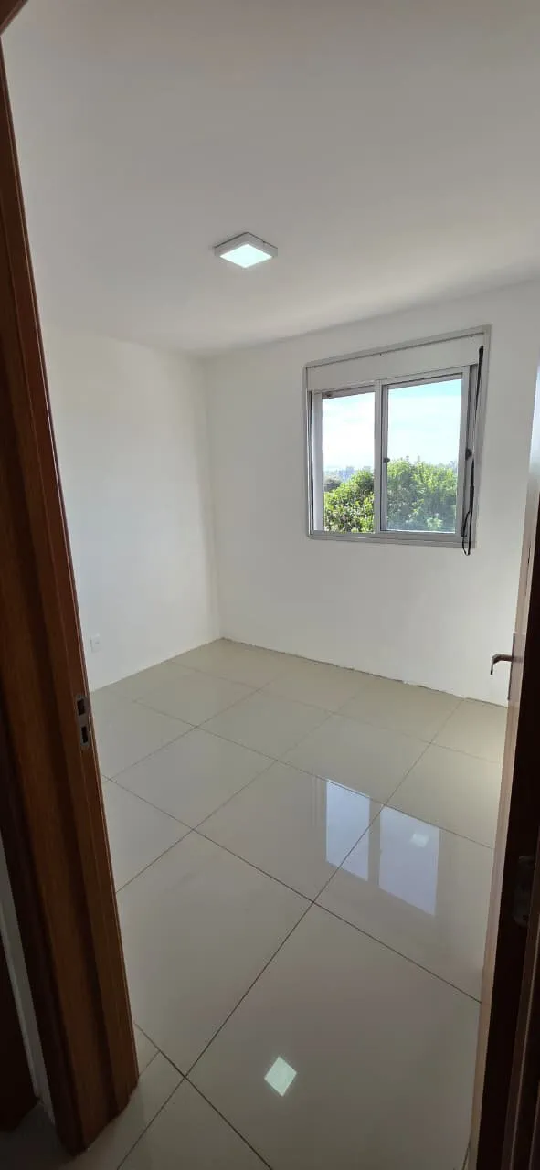 Imagem APARTAMENTO SEMIMOBILIADO À VENDA EM CANOAS