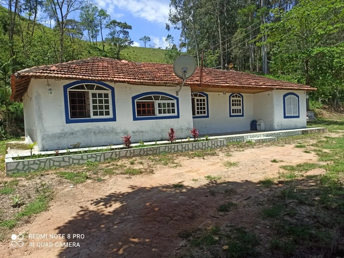 Imagem Chácara à venda 2 Quartos, 314600M², Pouso Frio, Pindamonhangaba - SP