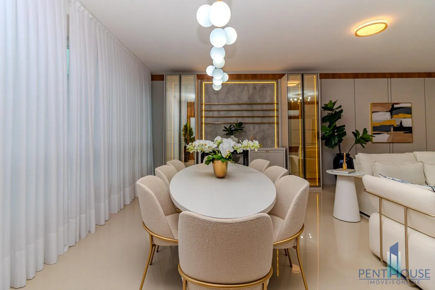 Imagem Apartamento Zona Central para Venda em Balneário Camboriú, CENTRO, 3 dormitórios, 3 suítes, 3 banheiros, 2 vagas