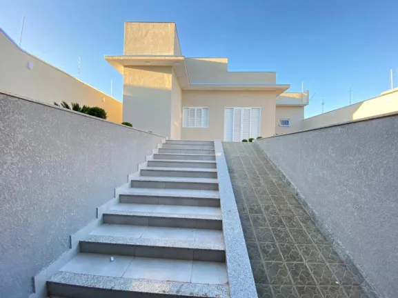 Imagem Casa com 3 Quartos à Venda, 204 m² em Jardim Alvorada - Alfenas