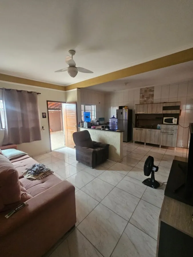 Imagem Casa para Venda em Mongaguá, Jardim Praia Grande, 3 dormitórios, 2 banheiros, 3 vagas