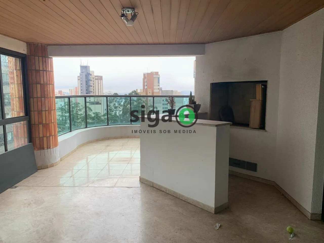 Imagem VENDE no Morumbi (Vila Suzana) Apartamento com 4 suítes, 4 Vagas + Depósito