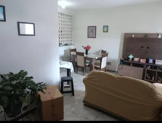 Imagem Casa no Conjunto Orlando Dantas - 3 Quartos, Suíte, 2 Vagas de Garagem - Confira!