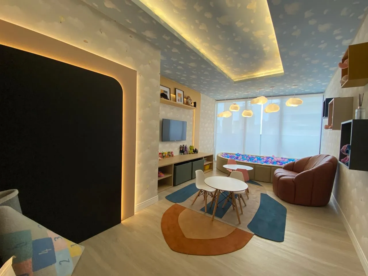 Imagem Apartamento à venda com 902m2 por R$ 1.350.000,00