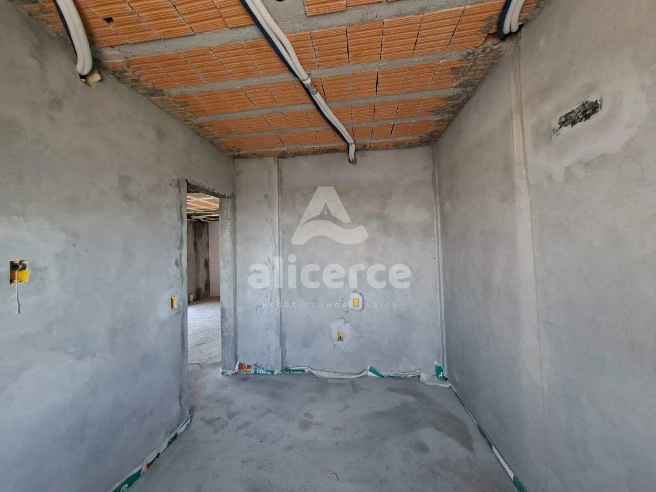 Imagem Apartamento à Venda no Pagani - 76m², 2 Dormitórios (1 Suíte), Palhoça/SC