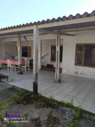 Imagem Casa com 2 Quartos à Venda, 65 m² em Jardim Fazendinha - Itanhaém