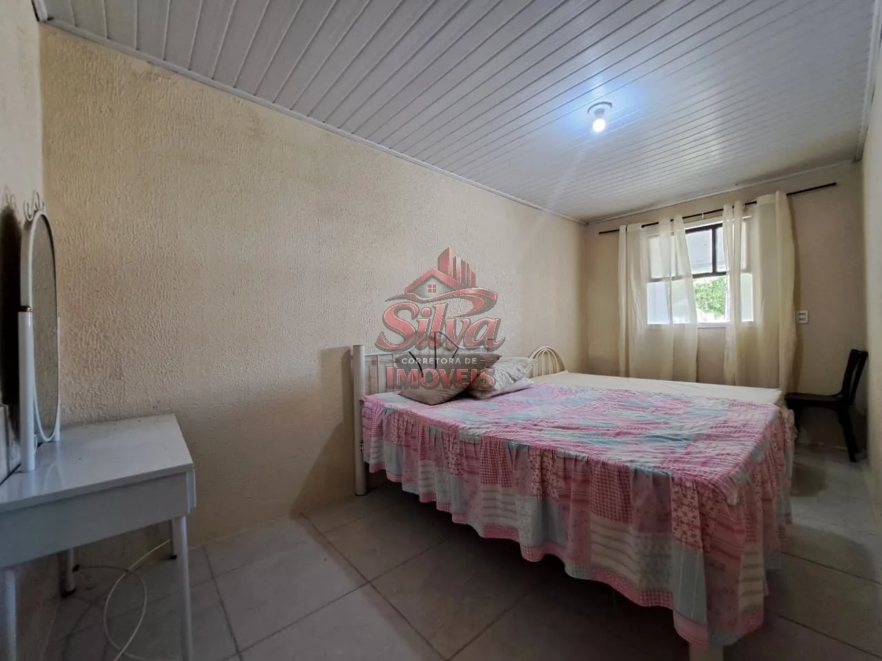 Imagem C384 | Casa 3 dormitórios de esquina em Mariluz