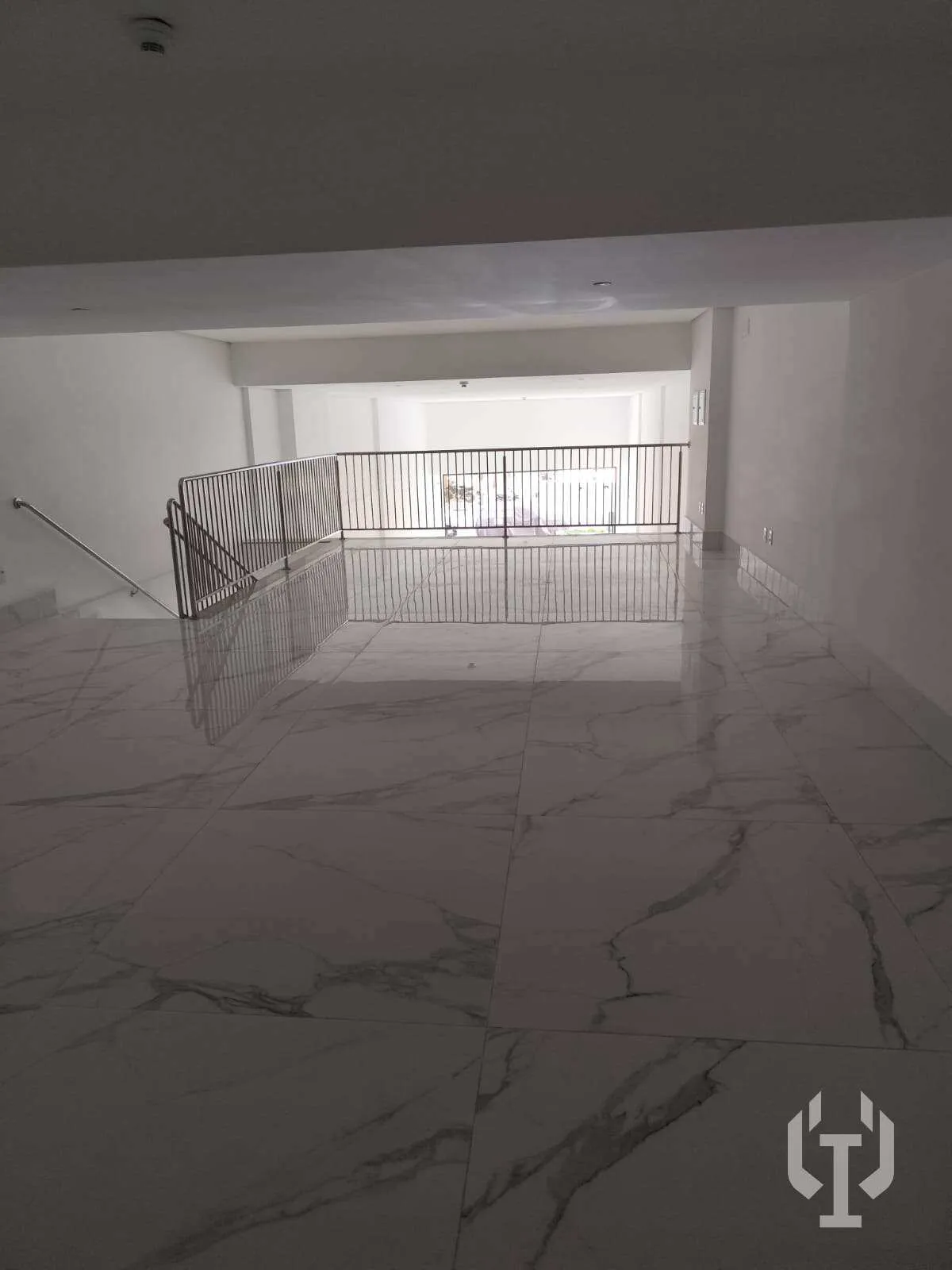 Imagem Sala comercial para alugar, no La rocca -Dallo em Itapema, Centro, 290m2