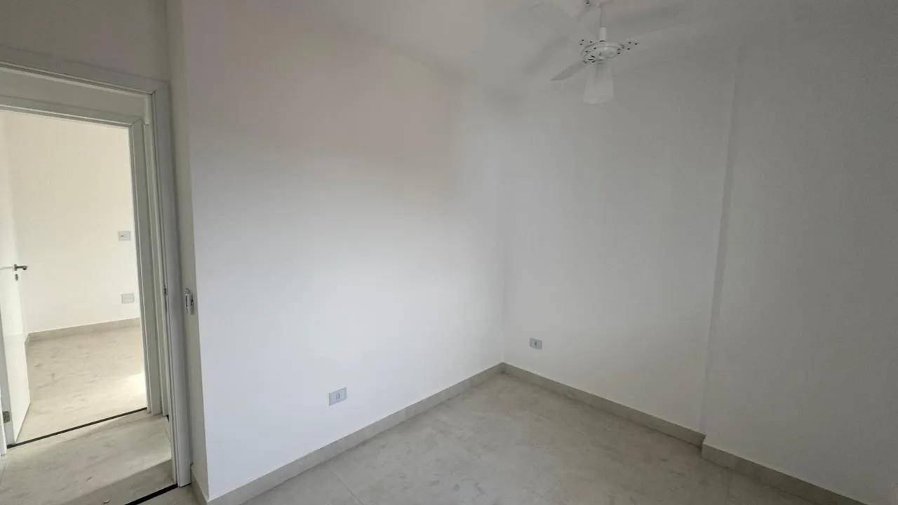 Imagem Apartamento para Venda em Praia Grande, Maracanã, 2 dormitórios, 1 suíte, 1 banheiro, 1 vaga