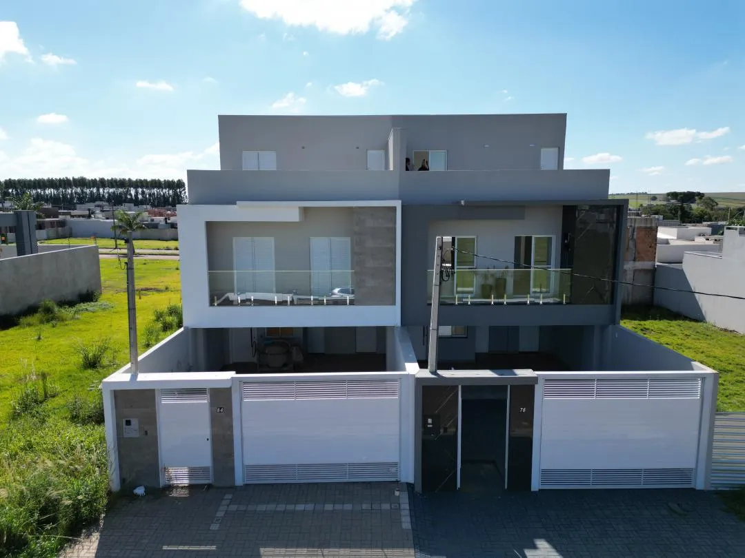 Imagem Sobrado de 248m² com Piscina em Cascavel - Recanto Tropical III - Venda