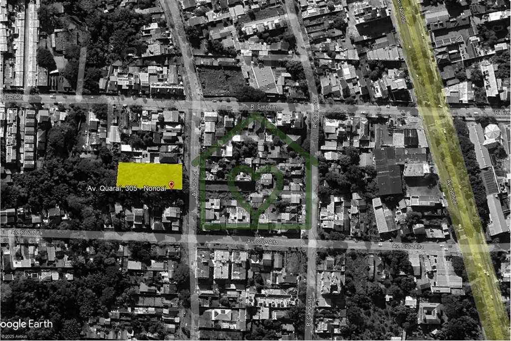 Imagem Terreno medindo 26x70m, com vocação para construção de casas ou apartamentos de padrão médio o...