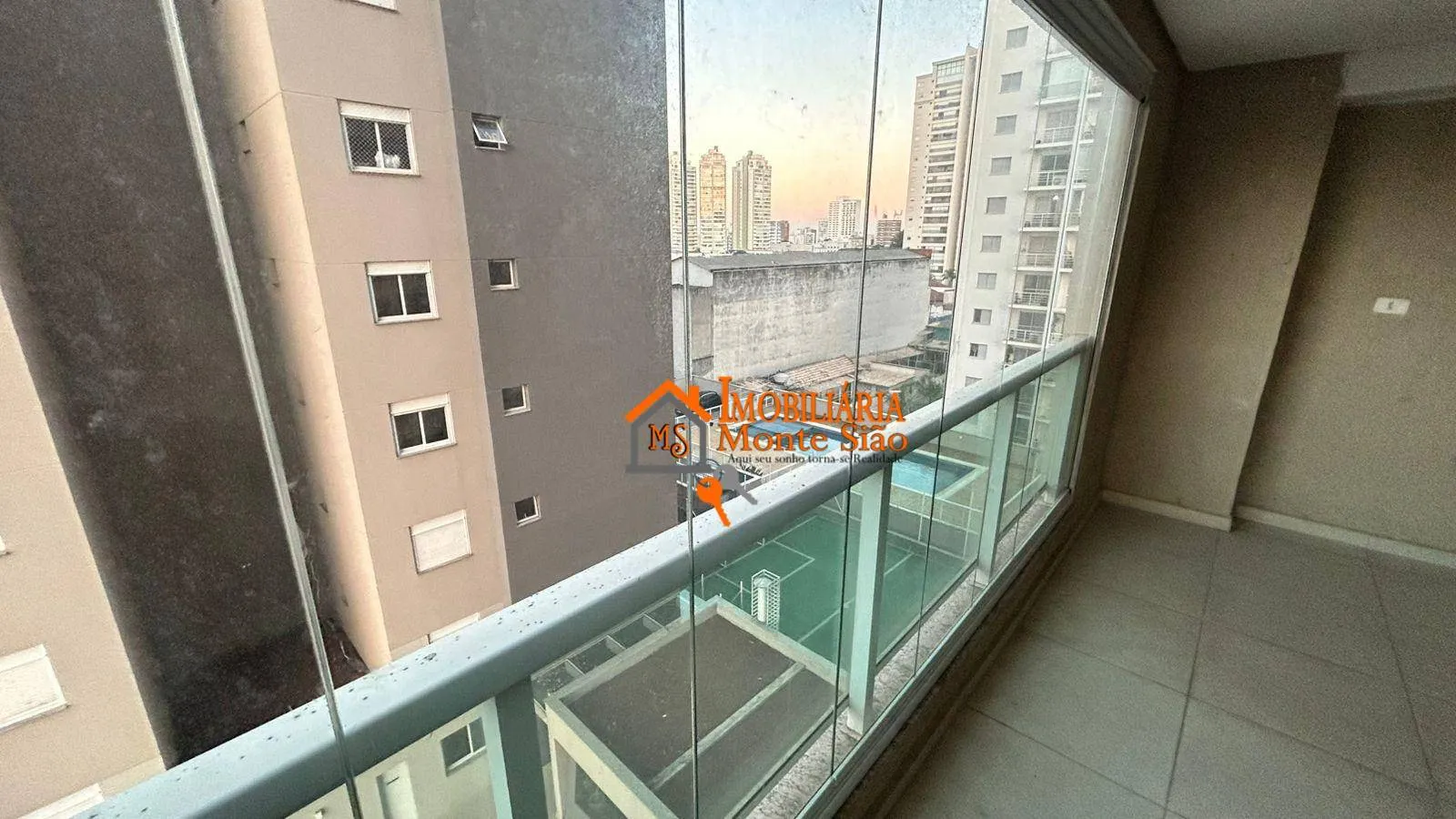 Imagem Apartamento com 3 dormitórios à venda, 100 m² por R$ 865.400,00 - Centro - Guarulhos/SP