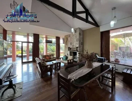 Imagem CASA TÉRREA, CONTEMPORÂNEA, 4 DORMS (2 SUÍTES), PISCINA, TERRENO GIGANTE!!