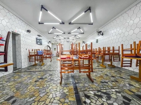 Imagem Salão comercial para Locação ao lado da futura estação do Metro Guilherme Giorgi, com 300m² de área útil