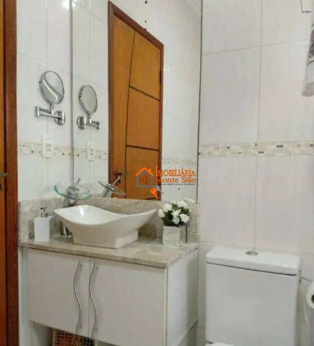 Imagem Sobrado com 4 dormitórios à venda, 200 m² por R$ 950.000 - Jardim Paraventi - Guarulhos/SP