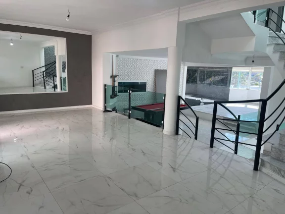 Imagem Casa a Venda e locação / Alpha Plus / Barueri