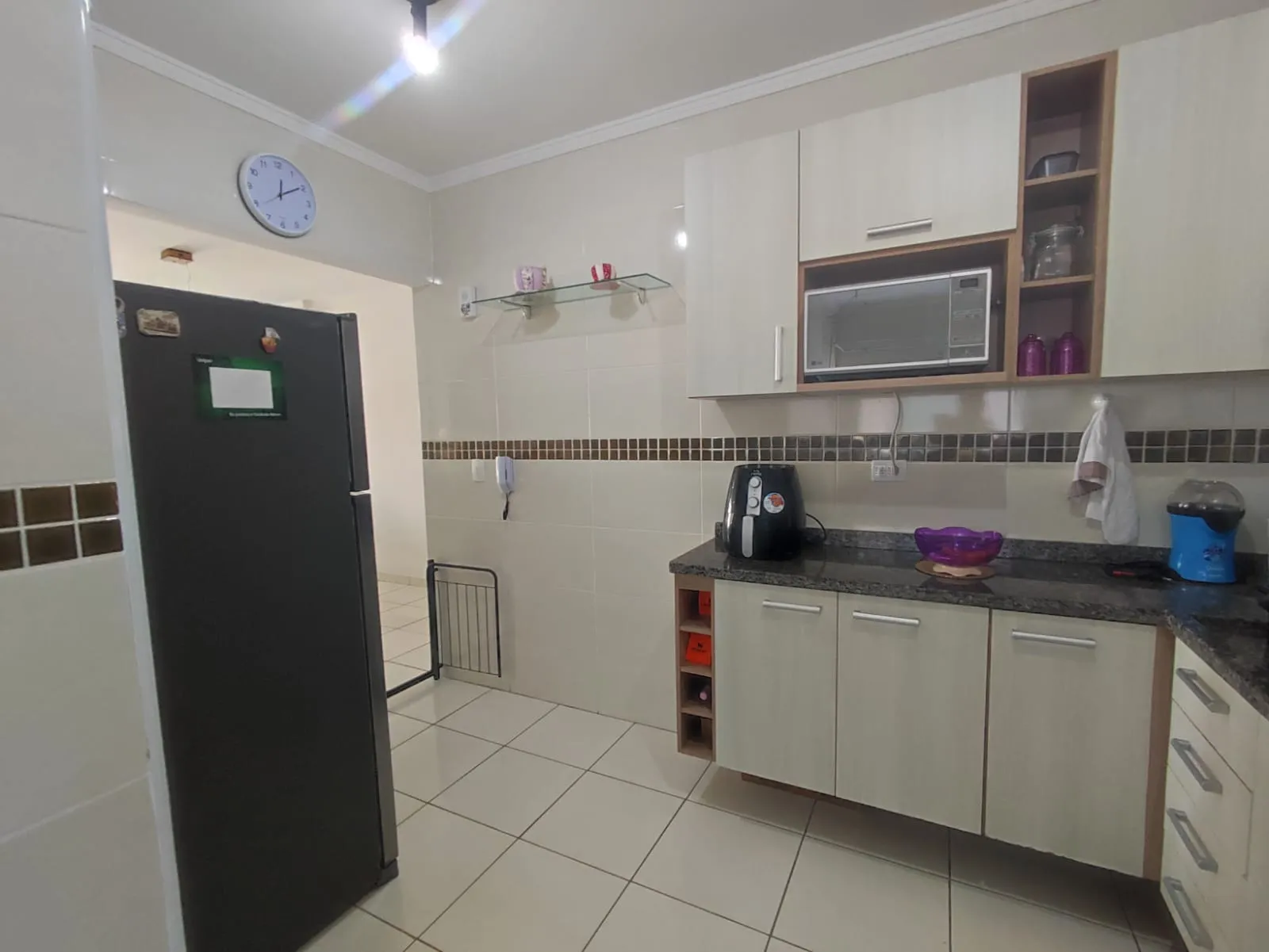 Imagem Espaçoso Apartamento na Praia Grande - VILA TUPI