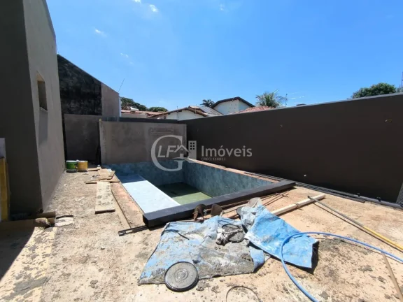 Imagem Imperdível oportunidade: Casa à venda em Campo Grande-MS, Carandá Bosque - 3 quartos, 2 suítes, 2 salas, 5 banheiros, 2 vagas, 180m².