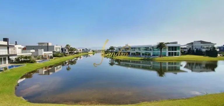 Imagem BEIRA DE LAGO, VISTA PANORÂMICA mobiliado e decorado