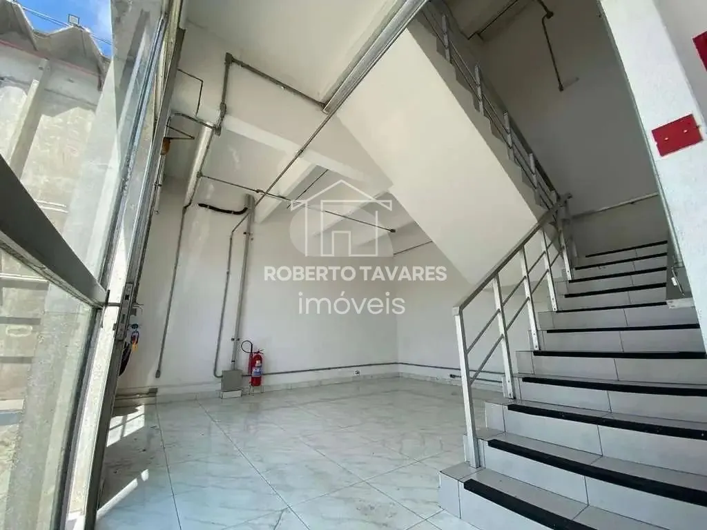 Imagem Galpão / Depósito / Armazém de 5000m² no bairro Parque São Domingos, em São Paulo