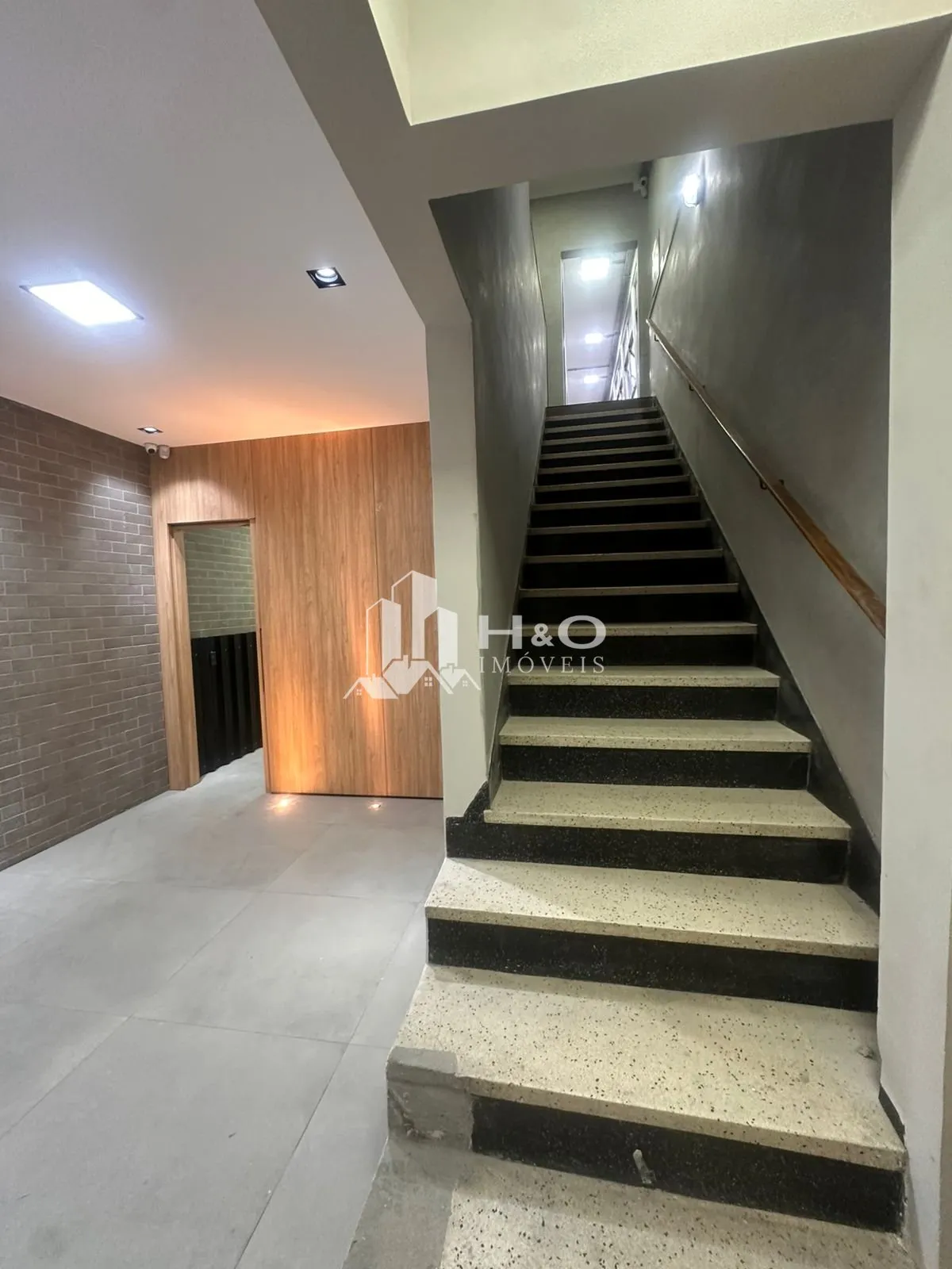 Foto do imóvel Sala/Prédio Comercial 120m² para locação na Penha de França