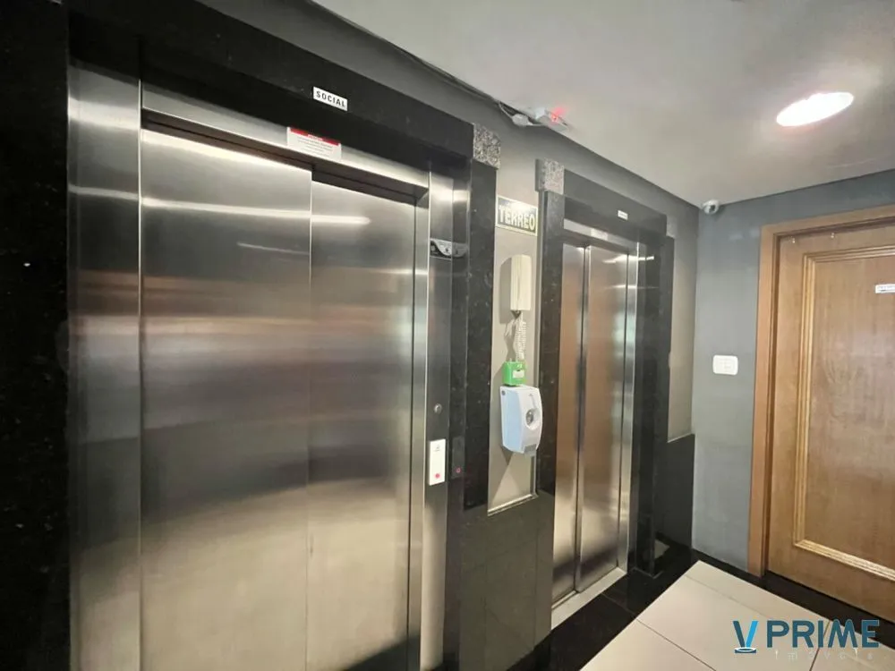 Imagem Vende-se apartamento com 2 quartos (1 suíte), 75 m² e 2 vagas - Petrópolis