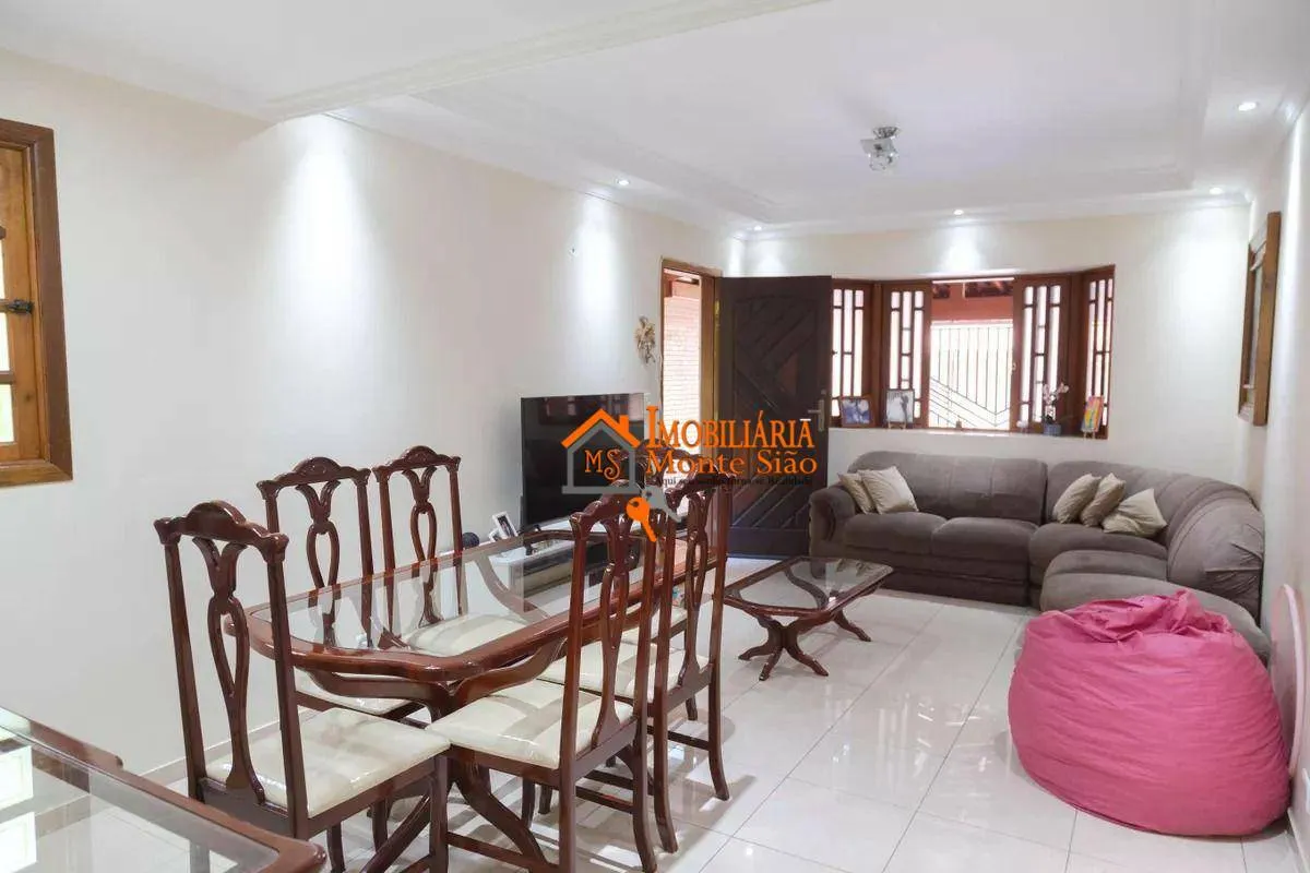 Imagem Casa com 3 dormitórios à venda, 202 m² por R$ 800.000,00 - Vila Augusta - Guarulhos/SP